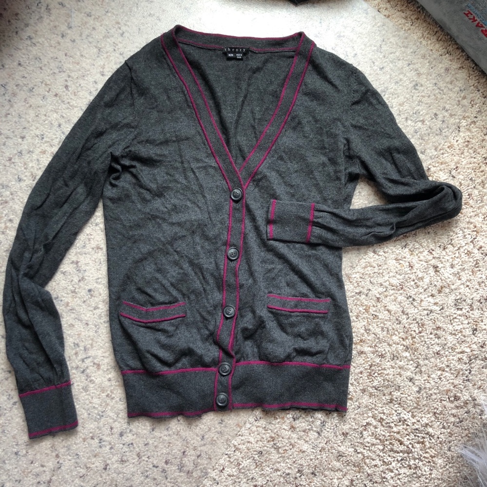 Great condition Theory gray sweater w/ purple
